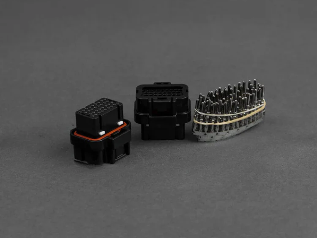 Emtron Shadow Series AB Plug Kit